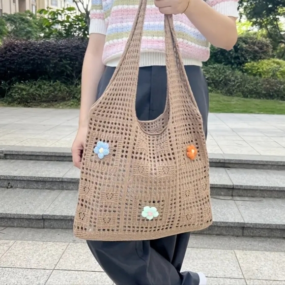 Handmade Knitted Tote Bag - Picture 3 of 9